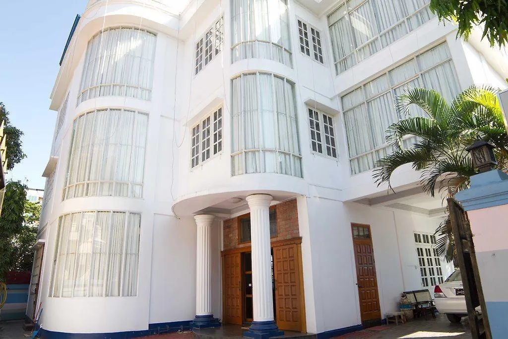Majesty Hotel Yangon