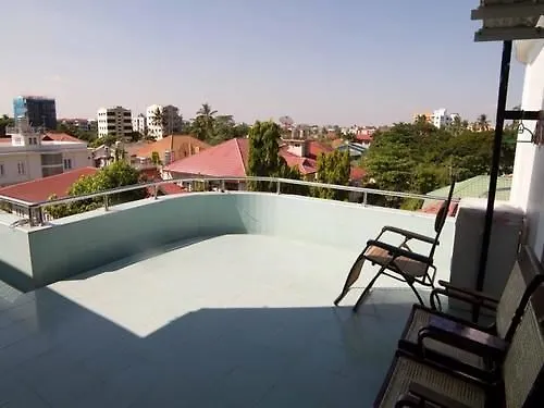 Majesty Hotel Yangon 0*,