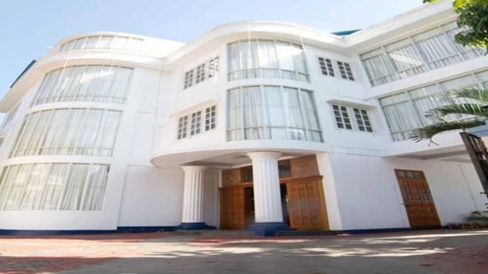 Majesty Hotel Yangon