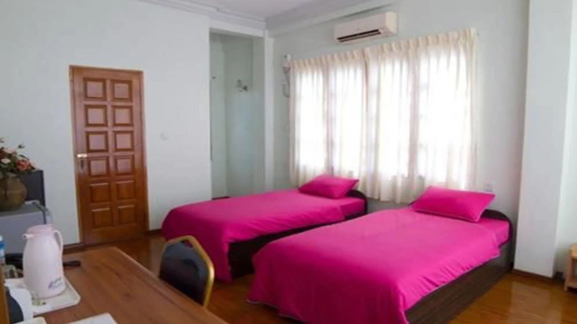 Majesty Hotel Yangon Myanmar