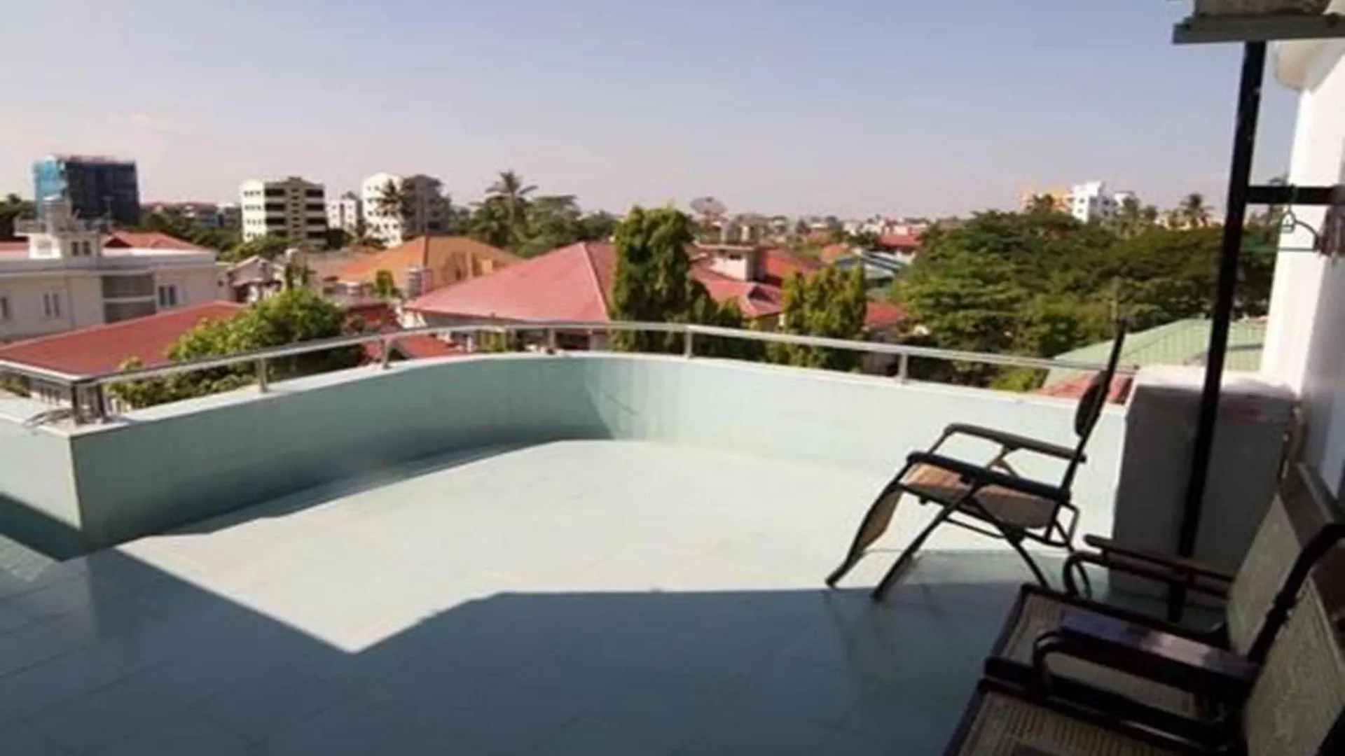 Majesty Hotel Yangon 0*,